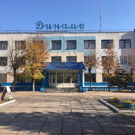 מלון גומל Dinamo מראה חיצוני תמונה